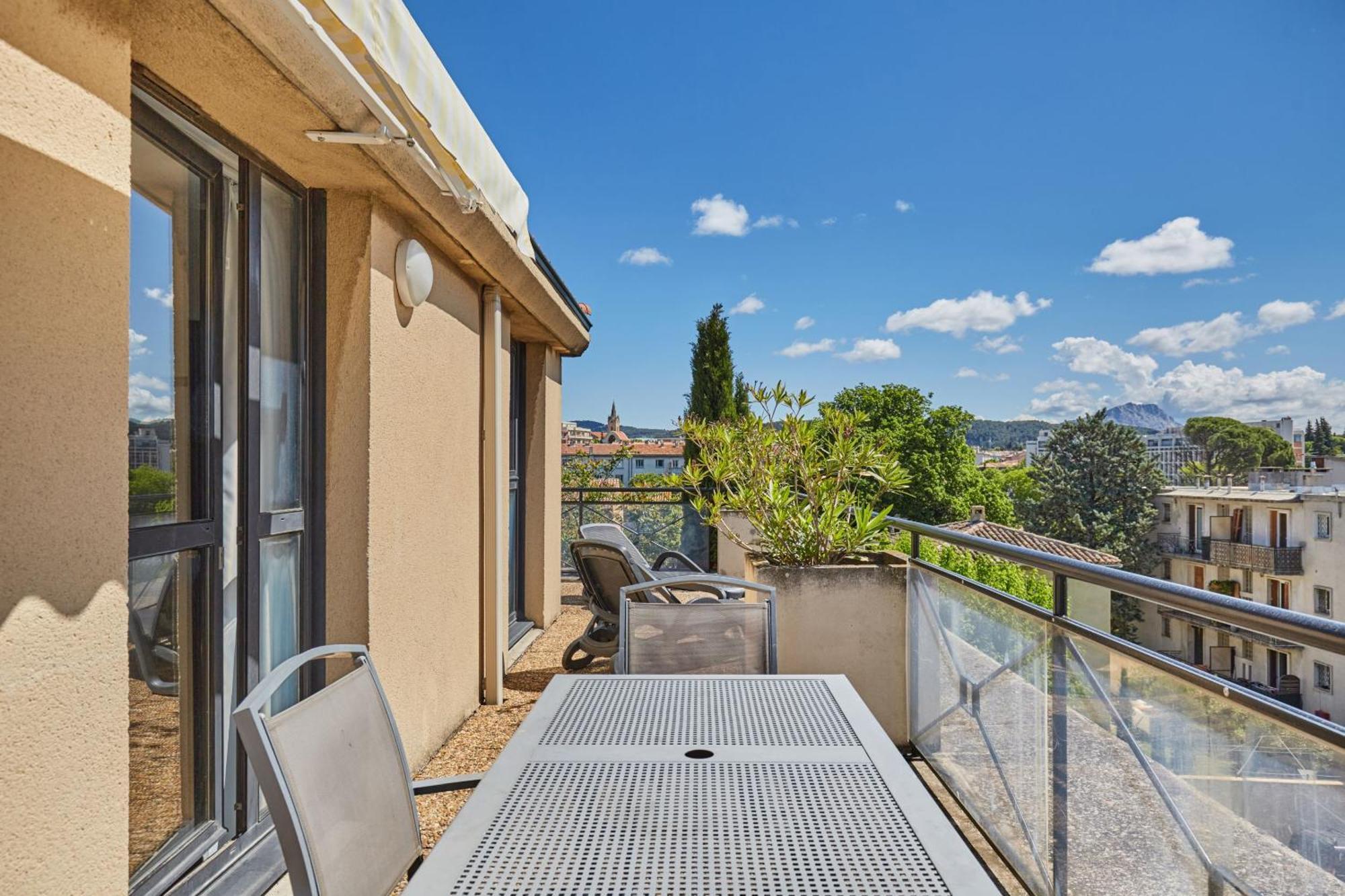 Appart Hotel Odalys City Aix En Provence Les Floridianes Aix-en-Provence Exterior photo