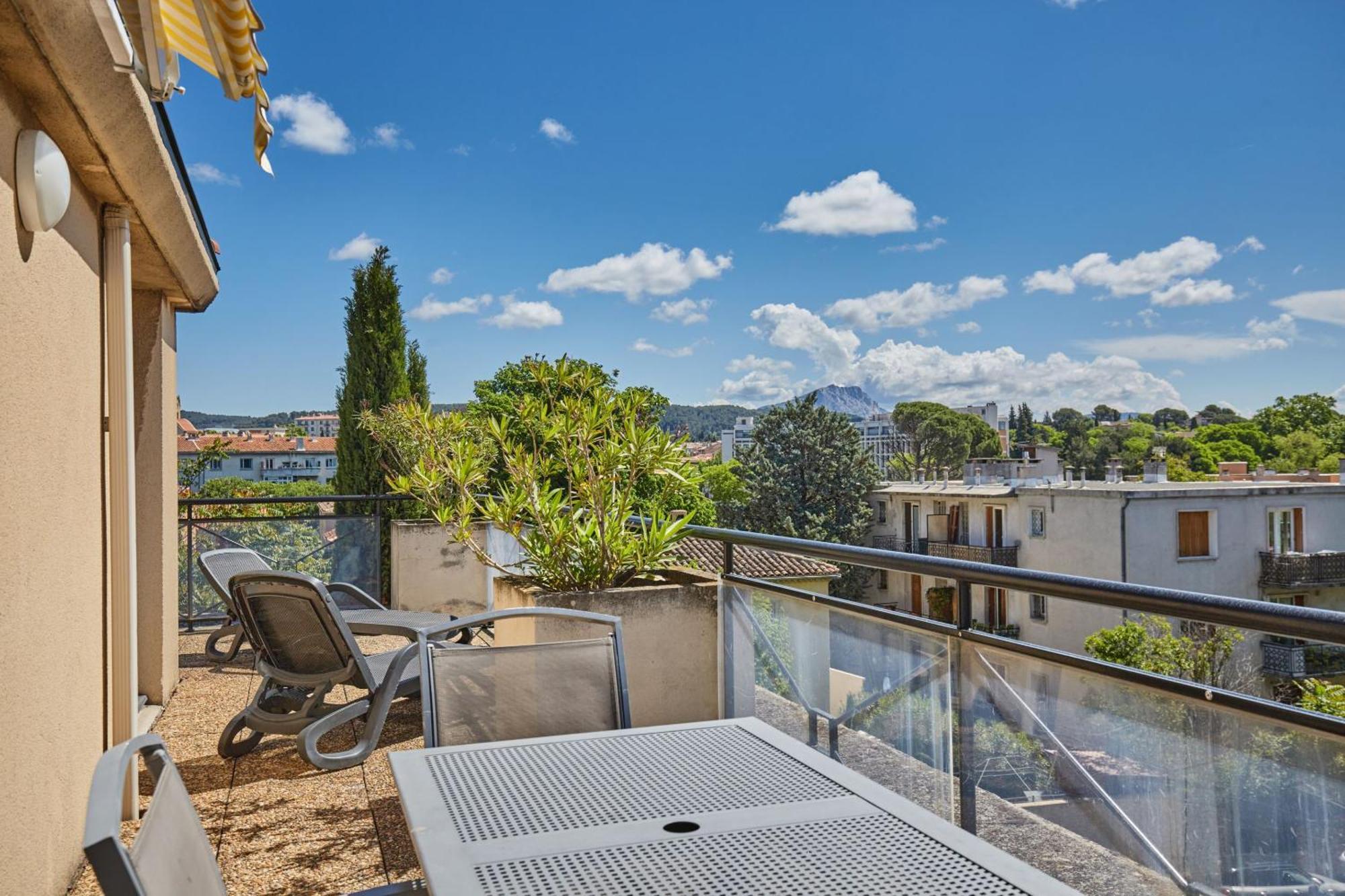 Appart Hotel Odalys City Aix En Provence Les Floridianes Aix-en-Provence Exterior photo