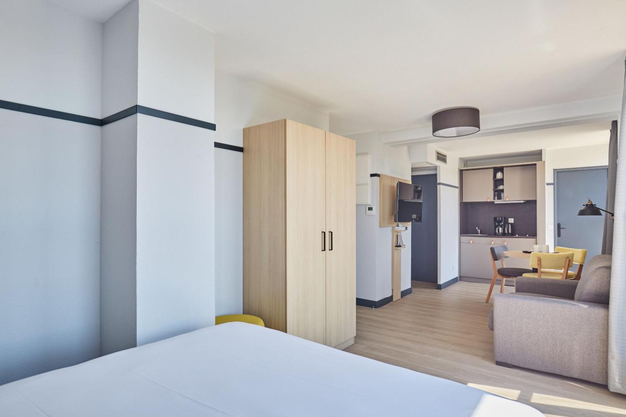 Appart Hotel Odalys City Aix En Provence Les Floridianes Aix-en-Provence Exterior photo